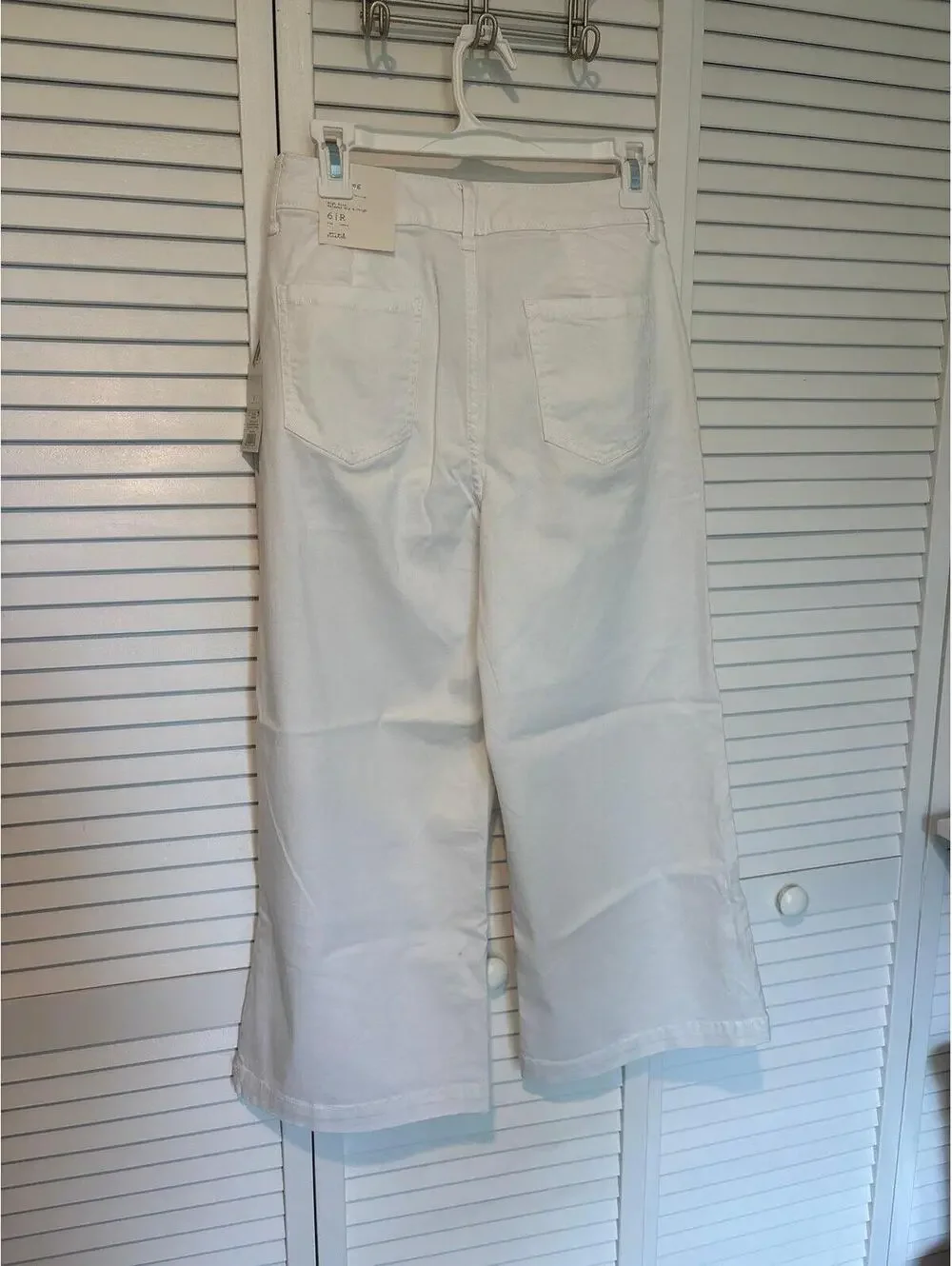 Universal Thread Wide Leg Crop High Rise white stretch pants